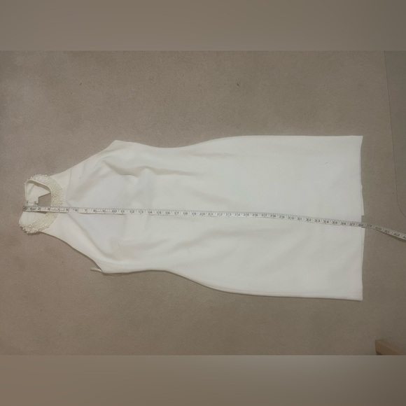 Karl Lagerfeld Bridal Dress - Picture 11 of 11